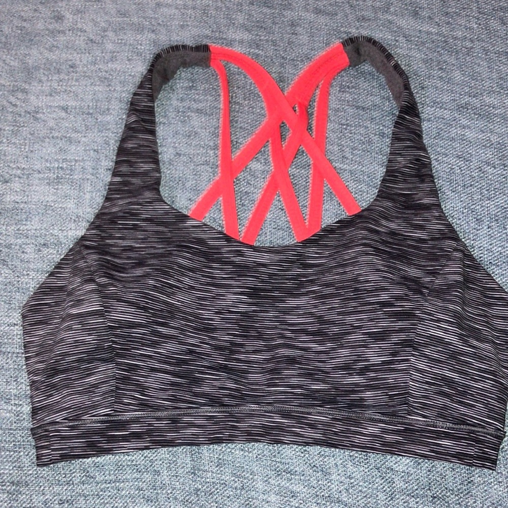 Lululemon grey sports bra